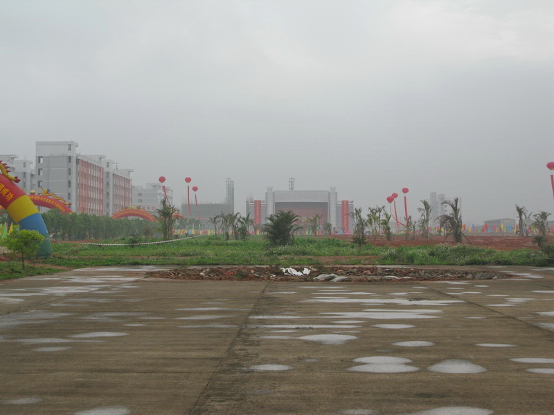 2011年建設(shè)中的校園